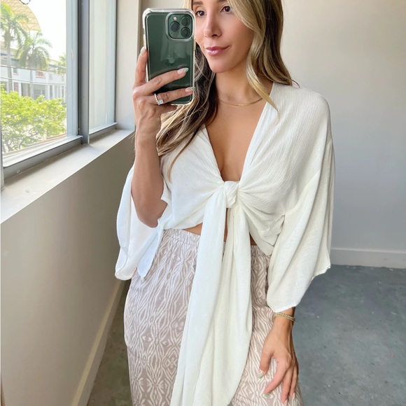 Briny Boutique Tops - Briny - Erica Tie Top- BLACK - L